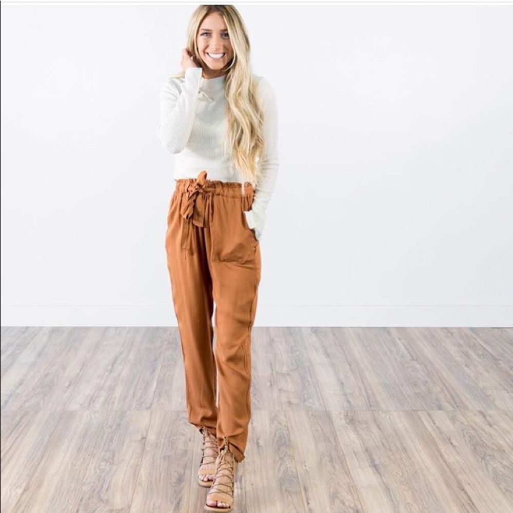 Mustard yellow/ brown pants. Size Large.